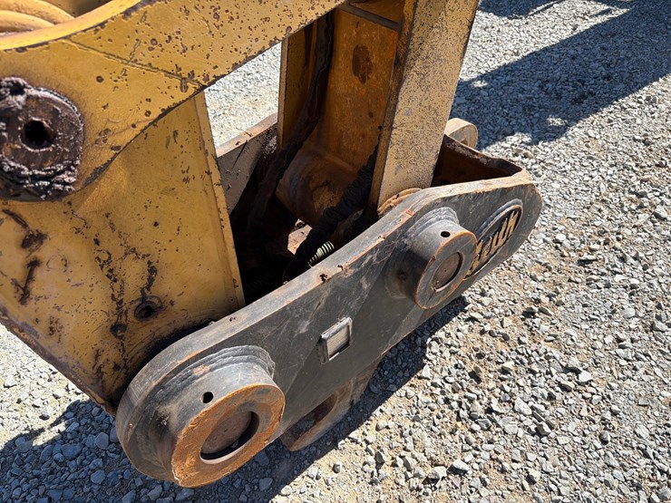 2013-caterpillar-c9-image-83