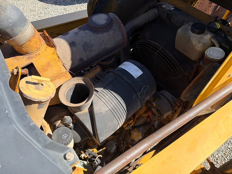 2005-deere-310sg-image-49