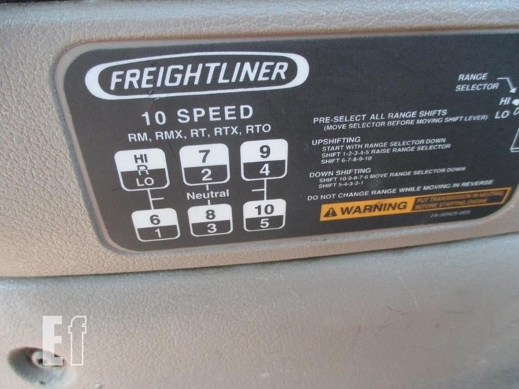 2012-freightliner-cascadia-113-image-11