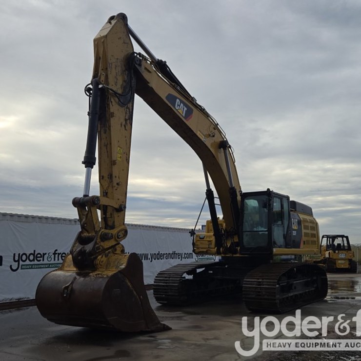 2020 CATERPILLAR 352
