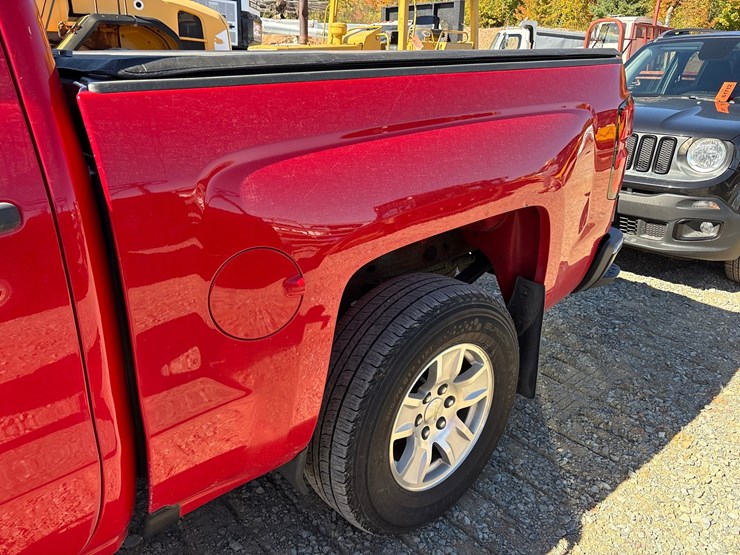 2018-chevrolet-silverado-1500-image-14