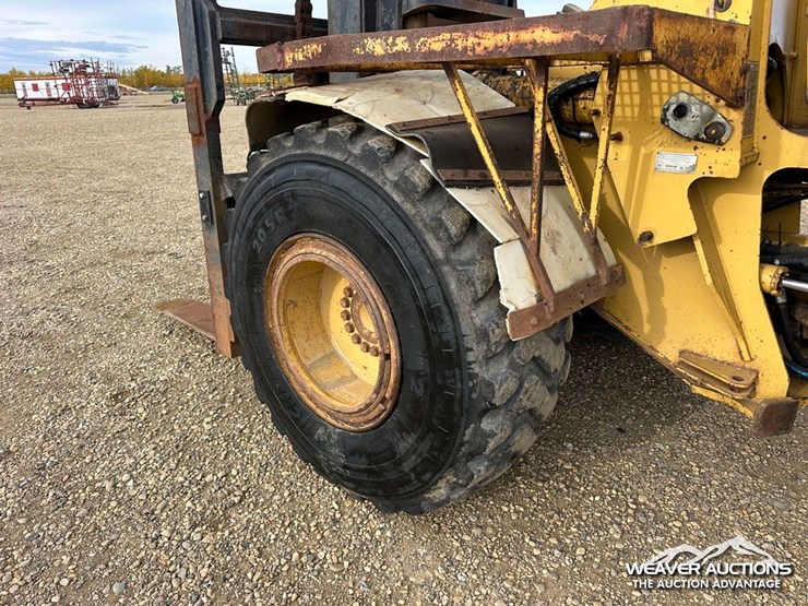 caterpillar-938f-image-60
