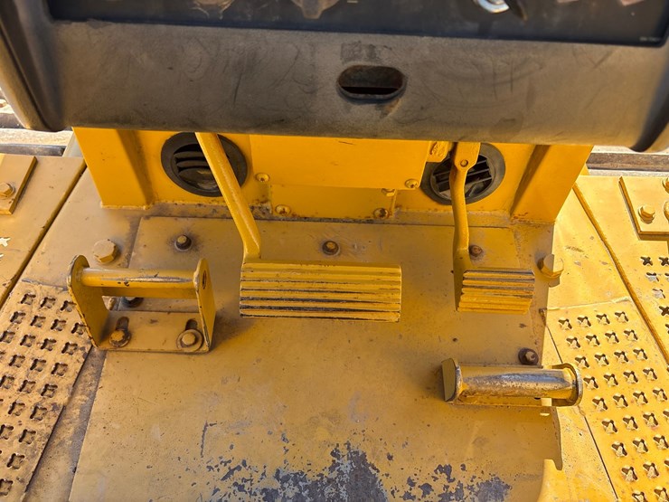 caterpillar-d5m-lgp-image-58