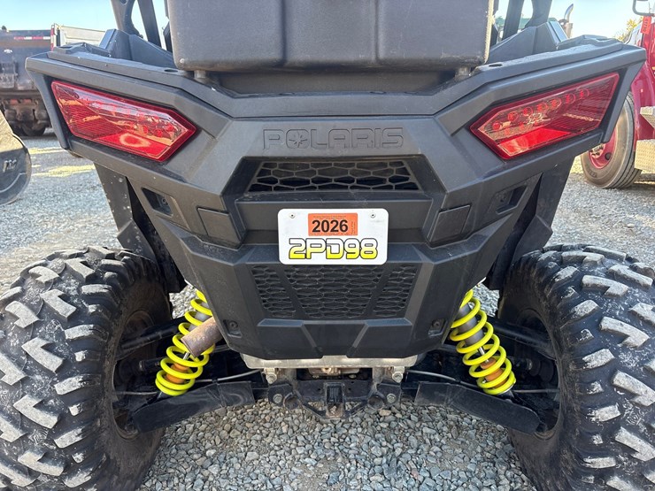 2017-polaris-rzr-900-image-13