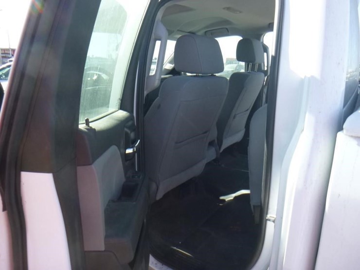 2017-chevrolet-1500-image-7