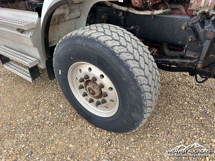 2018-western-star-4900-image-42