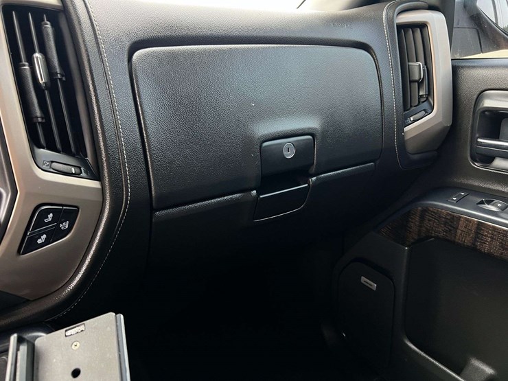 2014-gmc-sierra-1500-denali-image-19