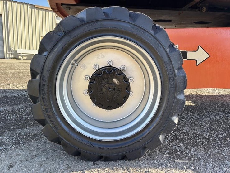 2013-jlg-860sj-image-21