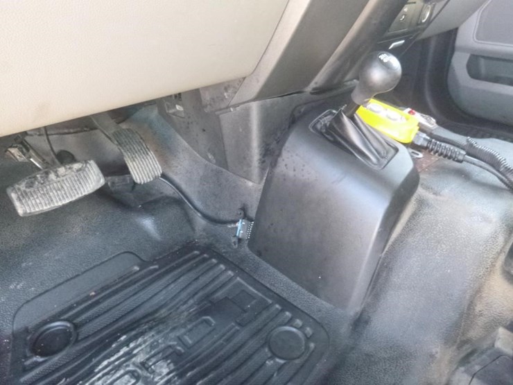 2018-ford-f550-image-15