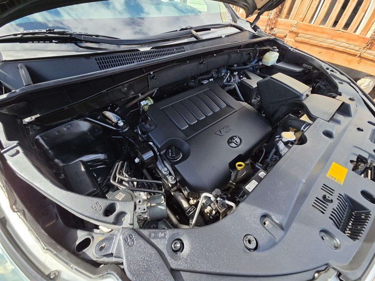 2015-toyota-highlander-xle-image-27