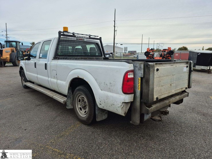 2014-ford-f350-image-7