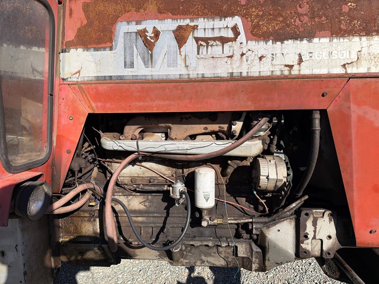 massey-ferguson-1135-image-28