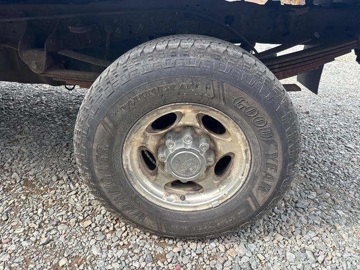 2004-ford-f250-image-59