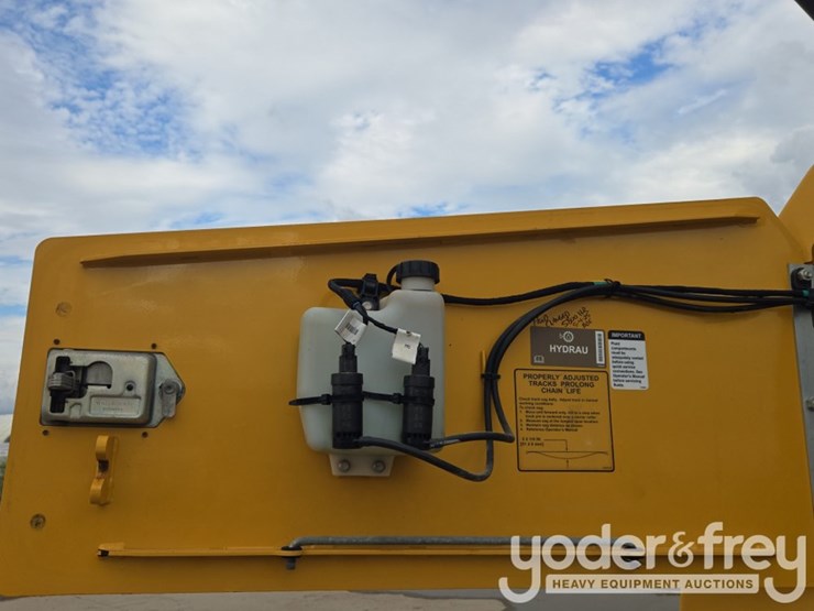 2021-deere-750l-lgp-image-37