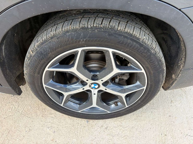 2016-bmw-x1-image-8