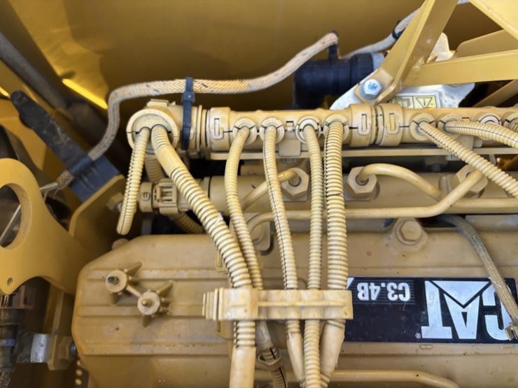 2020-caterpillar-313flgc-image-70