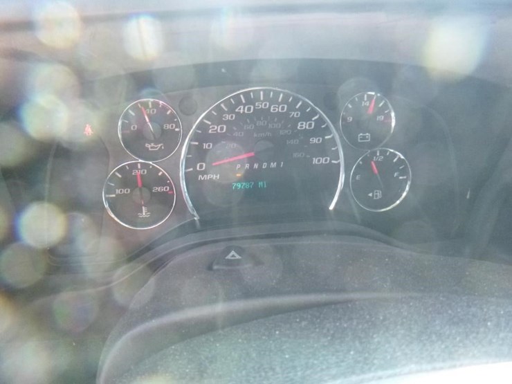 2016-chevrolet-express-2500-image-17