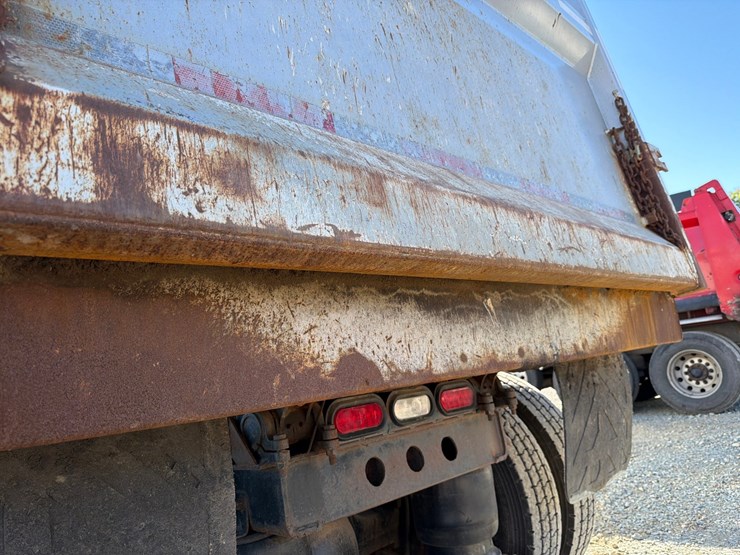 2018-western-star-4700-image-28