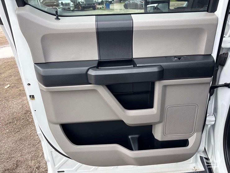 2019-ford-f250-image-31