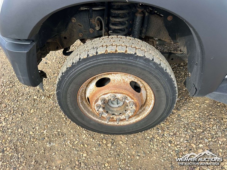 2016-ford-f550-image-39