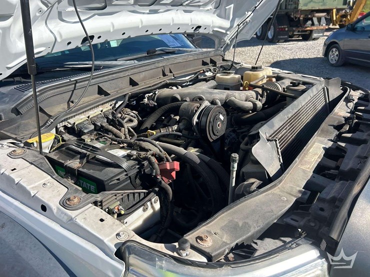 2016-ford-f550-image-9