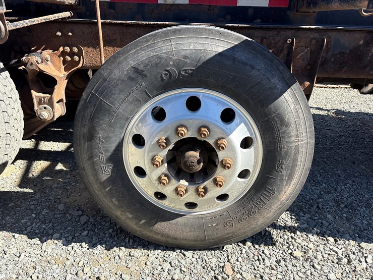 2009-kenworth-t800-image-110