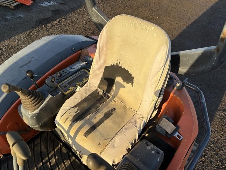 kubota-u30-image-25