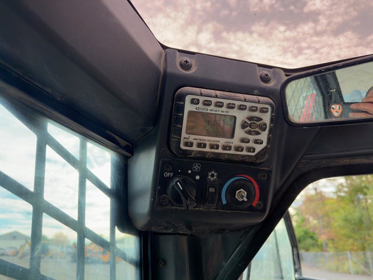 2019-takeuchi-tl6r-image-24