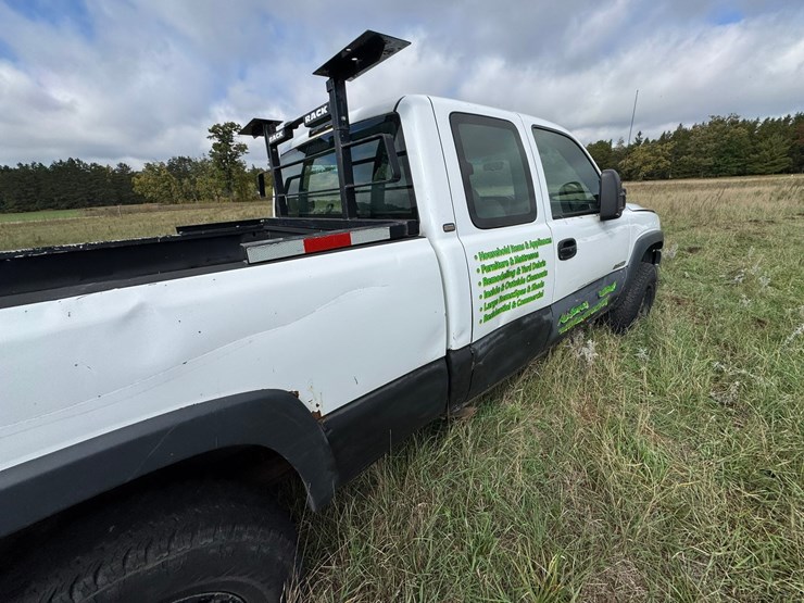 2002-chevrolet-2500-image-22