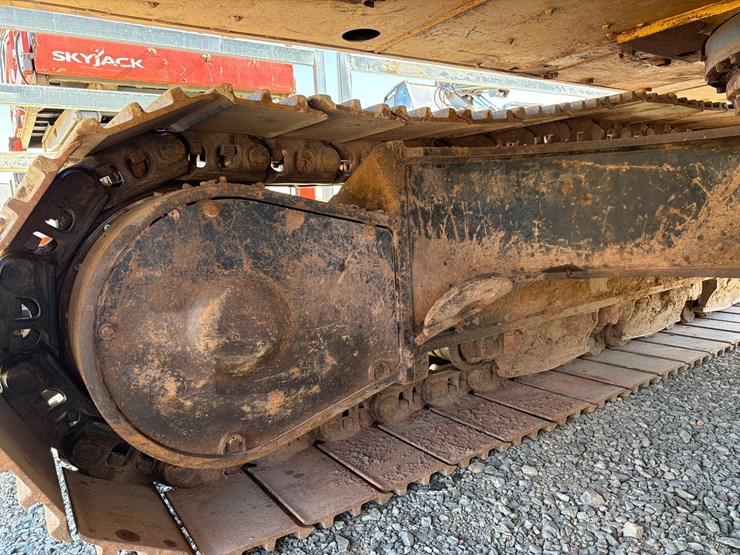 2013-caterpillar-c9-image-73