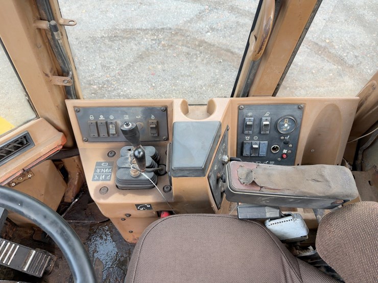 1994-caterpillar-950f-image-25