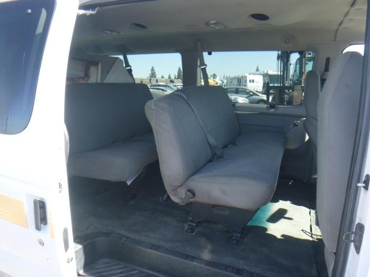 2007-ford-econoline-350-image-7