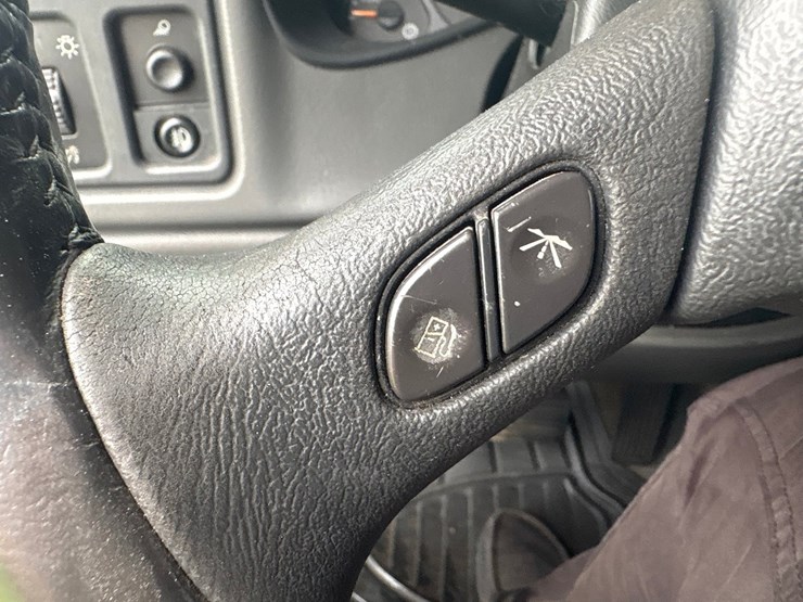 2003-chevrolet-2500-image-59