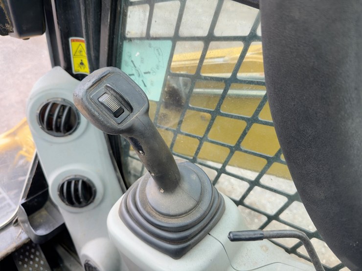2013-caterpillar-262c2-image-20