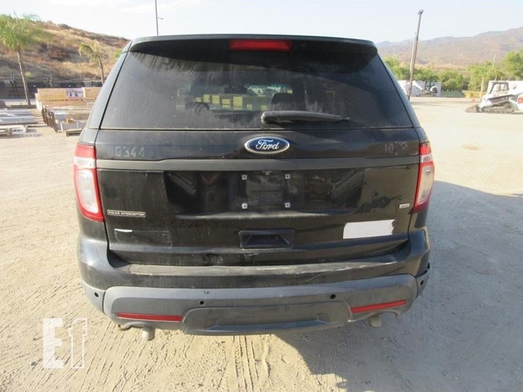 2014-ford-explorer-image-15