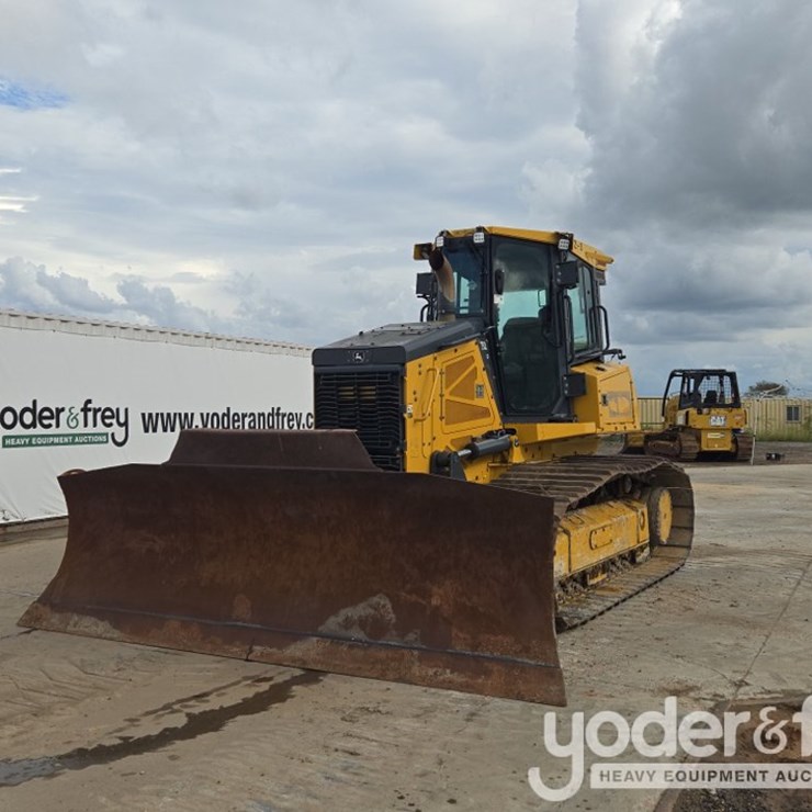 2021 DEERE 750L LGP