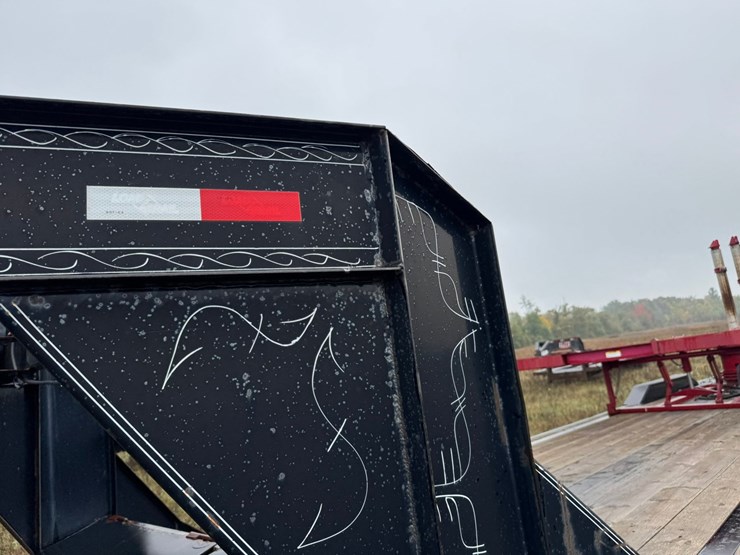 #1947-•-2015-load-max-gooseneck-trailer-image-16