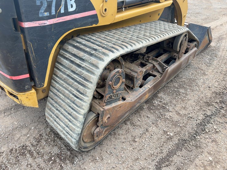 2005-caterpillar-277b-image-14