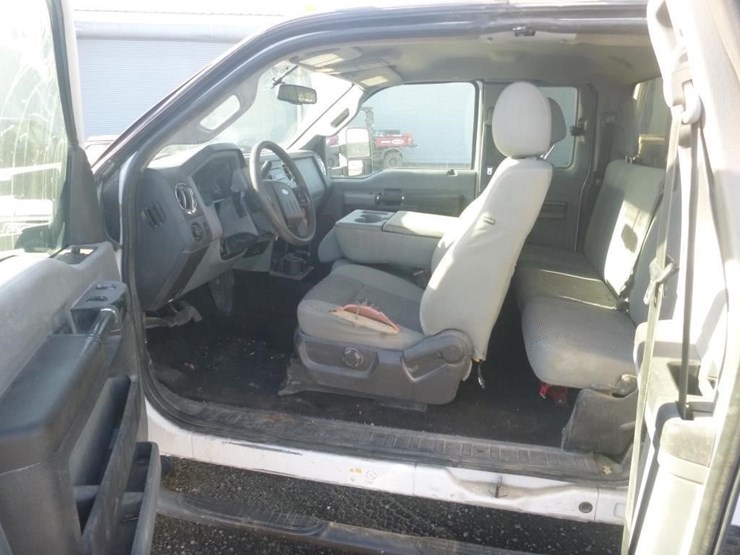 2015-ford-f550-image-7