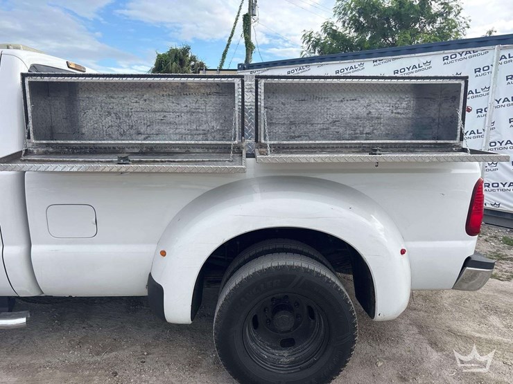 2016-ford-f350-image-17