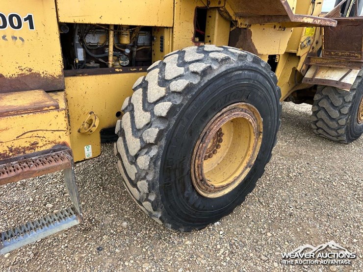 caterpillar-938f-image-66