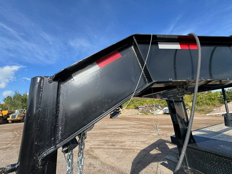 #1956-•-2023-gatormade-tuff-gooseneck-trailer-image-12