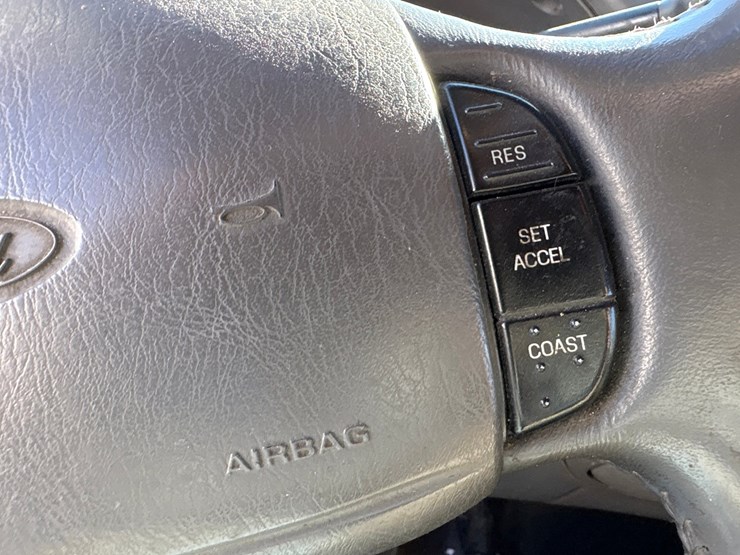 2001-ford-f150-xlt-image-50