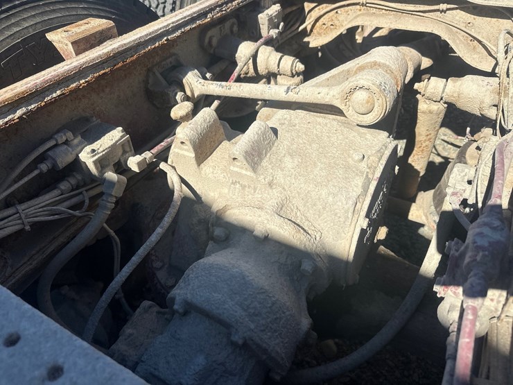 mack-rb688s-image-59