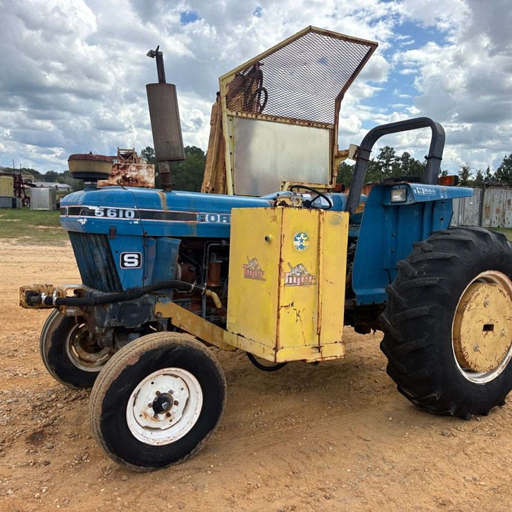 1993 FORD 5610
