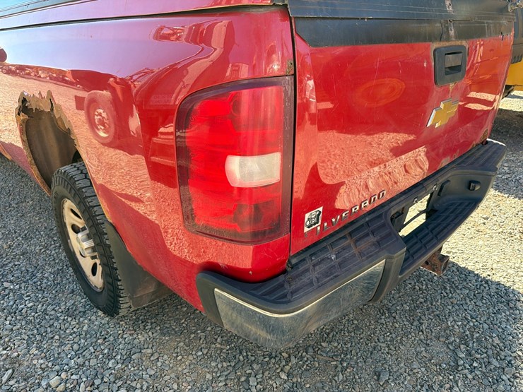 2013-chevrolet-1500-image-18