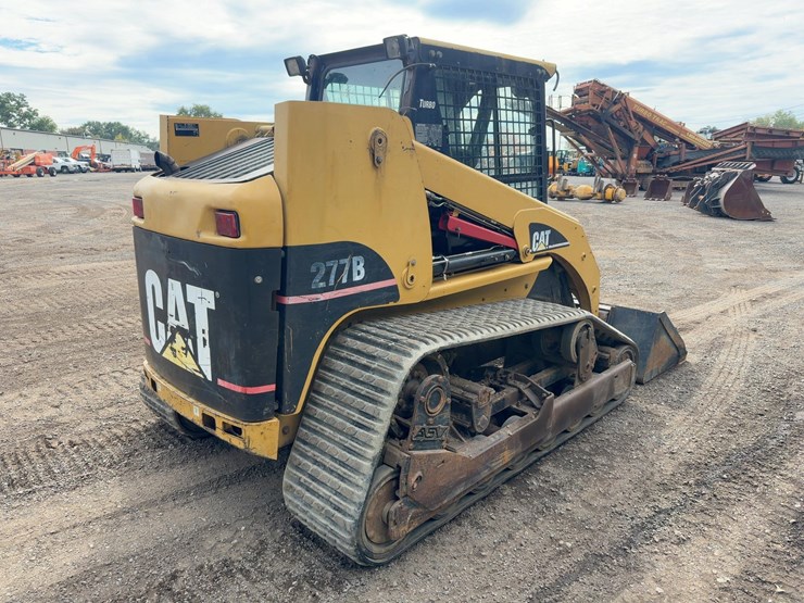 2005-caterpillar-277b-image-5