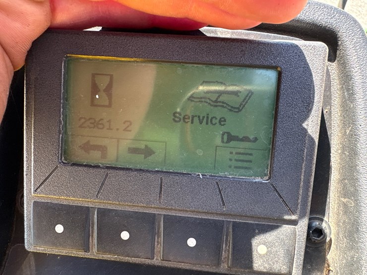 john-deere-9009a-image-10