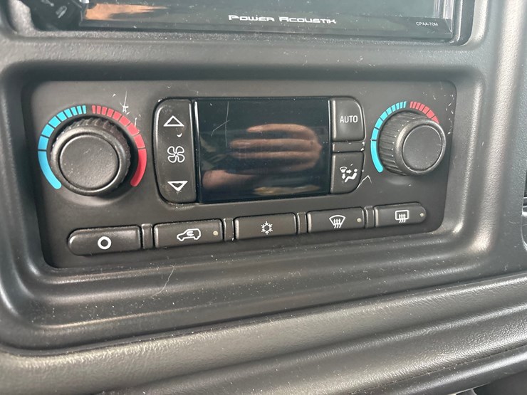 2003-chevrolet-2500-image-55