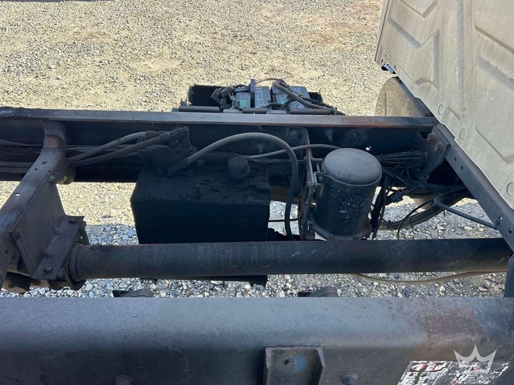 2006-international-durastar-4300-image-30